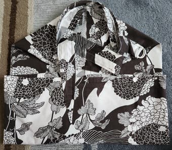 Bebe Au Lait brand Nursing cover 1