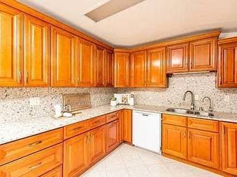 Bedroom in peaceful Cupertino neighborhood 5 min drive to Apple Park 1