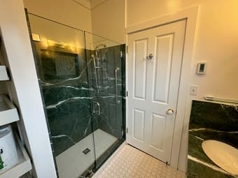 Private room in beautifully furnished downtown Palo Alto home 4