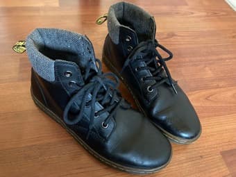 Doc Martens Leather Boots in Women's Size 7 $50 OBO 1
