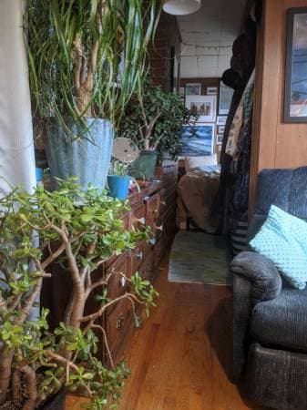 Opening in conveniently-located Palo Alto cooperative house 2