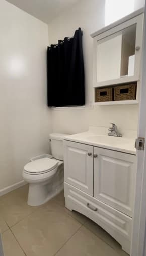 Master bedroom w private bathroom MILPITAS 3