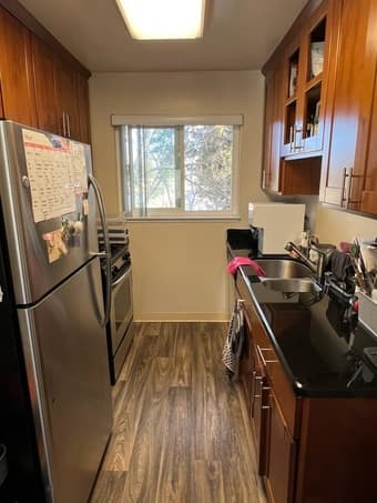 Beautiful pool view 1BR apartment in Menlo Park (Unfurnished) 3