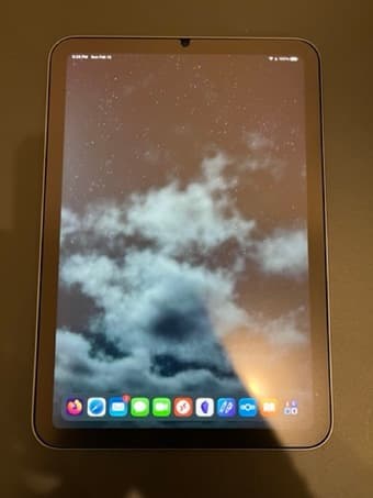 LIKE-NEW iPad mini (6th Gen - Wi-Fi - 64GB - Space Gray - Keyboard) 1