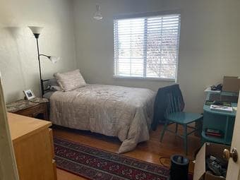 Room in nice location in Redwood City 1