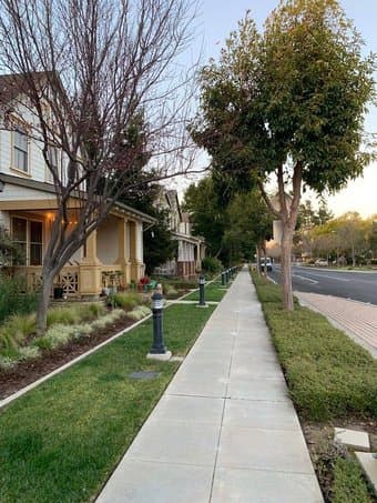 Room in 4 Beds 3.5 Baths House in Menlo Park 2