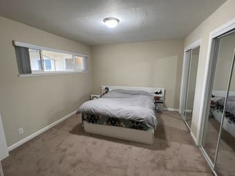 Beautiful pool view 1BR apartment in Menlo Park 4