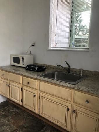 $1490 Private furnished small Studio in Palo Alto for rent from 2/17 3