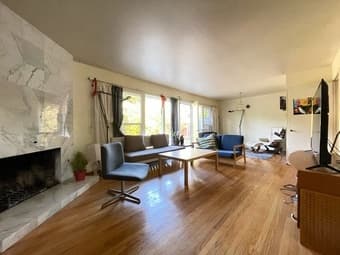 good housemate, nice and fdquiet Palo Alto 4