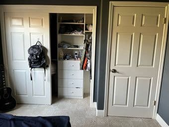 Room with private bathroom in PA house, 15 minutes bike from campus 2