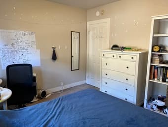 1br/1ba in campus-adjacent house starting spring quarter! 2