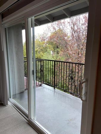 Looking for a roommate starting in March! 1