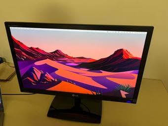 23in Monitor for sale 1