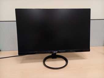 Acer 23.8-inch Monitor 1920 x 1080 FHD 1