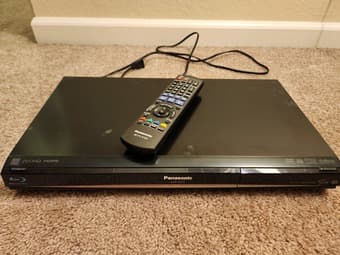 Blu-ray Player & DVDs 1