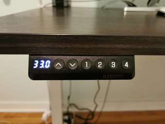 Flexispot E2 standing desk with 4 programmable memory buttons 2