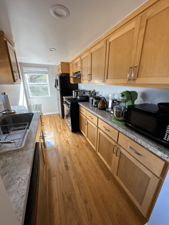 Large room in sun-filled downtown Palo Alto apartment 1