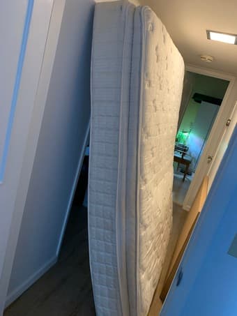 Queen size mattress 2