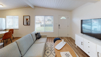 Private bedroom w/ washer/dryer + shed storage in Menlo Park 4