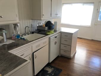 Master Bedroom w/ Private Bathroom Biking Distance from Stanford !! 2