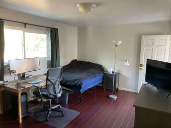 Room with a private entrance in a 4bed/2bath house - $1,225 3