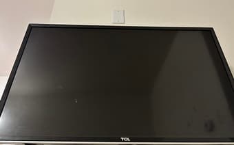 TCL Roku Smart TV 32" 1