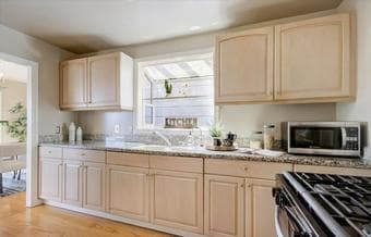 2B2B SF House near West Portal available end of May 3