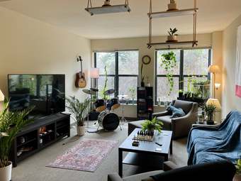 Munger 2nd Floor Private Bed/Bath in 4 bd/4.5ba Sublet Summer 2023 1