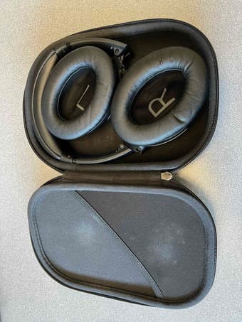 Like-new Bose QC45 headphones - black - $269 OBO 2