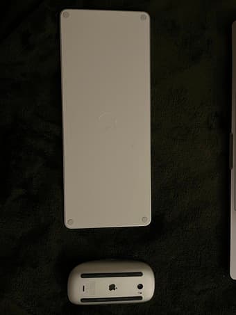 Apple Keyboard and Mouse 2