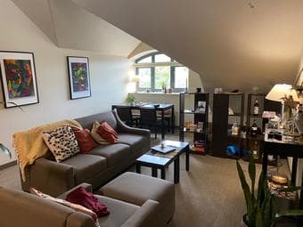 2 BR / 2BA Air Conditioned Apartment in Munger Graduate Housing 1