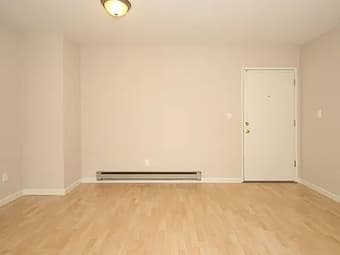 Private room available June 1 in Palo Alto apartment 4
