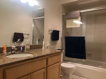 Private room available June 1 in Palo Alto apartment 2