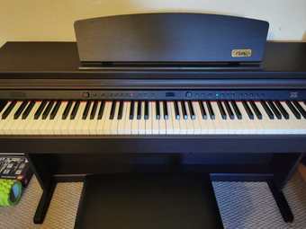 Digital Piano Bundle 2