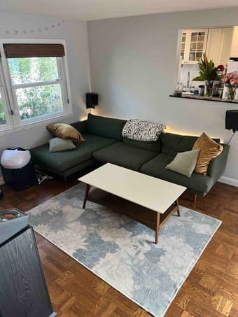 Bedroom in San Mateo house. Backyard, AC, dog friendly. Utilities inc. 2