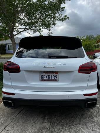 2018 Porsche Cayenne Platinum edition, low miles, clean title 1
