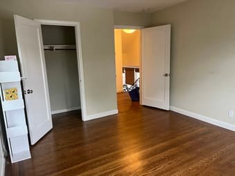 Room in a 2Br/1Ba in San Mateo. AC, yard, dog friendly, utilities inc. 4