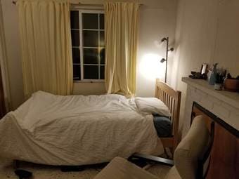 Private Room Available in Menlo Park House Share 2