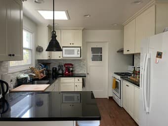 Sublet beautiful room with private bath & priv. entrance near Cal Ave 3