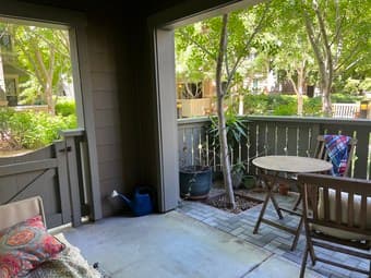 Master bedroom + ensuite bath in 2bd/2ba Stanford West [female] 4