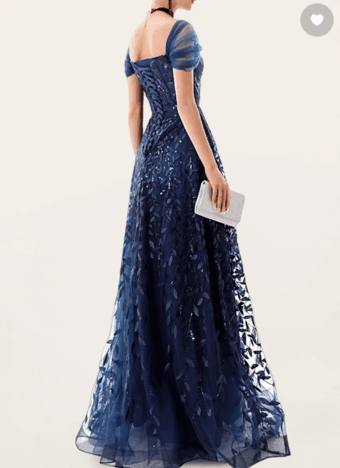 Azazie Dress Size S (2/4/6), Retail $82, selling $70 3