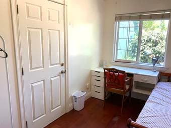 Furnished room for rent near Stanford in Palo Alto 1