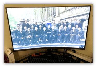 Samsung Class CR50 LC32R502FHNXZA 32 inch Widescreen Full HD Curved LE 3