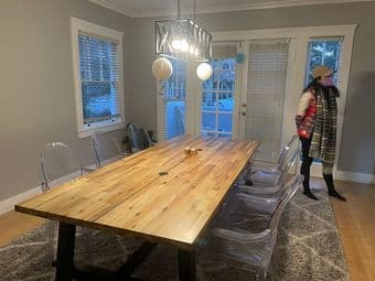 [SEEKING] FEMALE ROOMMATE for a summer subletter in home 1