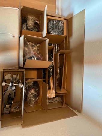 Alesis Electric Drum Kit + Donner Drum Throne Padded Seat 4