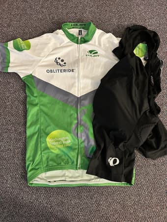 Cycling jersey and bib shorts (Men's size M), 65% off original price 1