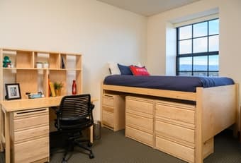 Male Room Sublet in 2B2B EVGR Stanford Campus, 19 July to 16 Sept. 4