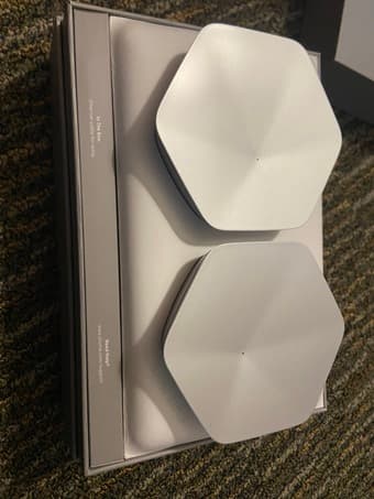 Selling Two Plume Superpod Wifi Routers 2