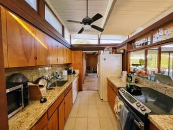 Palo Alto cottage unit for Summer, backyard 4