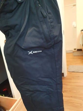 [Selling] Entry-level Ski gear 1